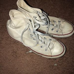 White converse ( high tops )